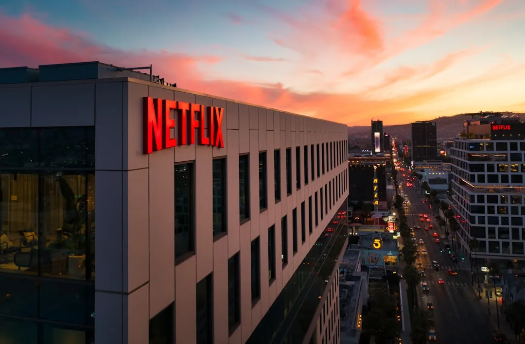 Netflix 2026'da Canlı Yayın Devrimi: İzleyiciyi Nasıl Tutacak?