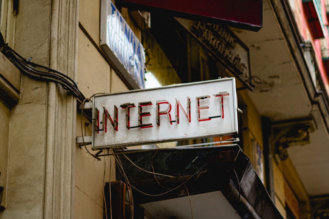 İnternet Memleri: Popüler Kültür ve Eğlence