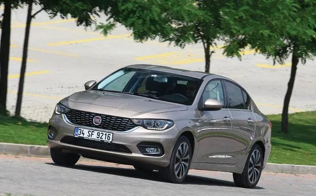 Fiat Egea’da Bluetooth Bağlantısında Çözüme Giden Yol: Uconnect Sisteminden Akü Voltajına
