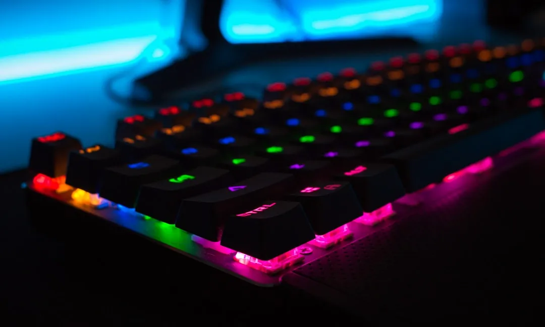 SteelSeries Nova Pro: Oyunculardan Tam Not Alan AI Destekli Kulaklık Devrimi