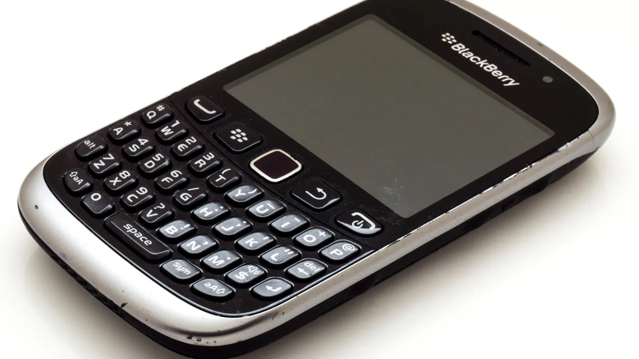 2026’da BlackBerry ile Yaşamak: Dijital Detoksun Taktiksel Seçimi