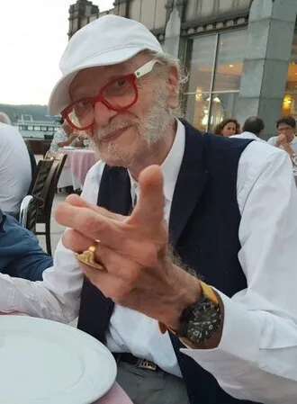 Kayhan Yıldızoğlu
