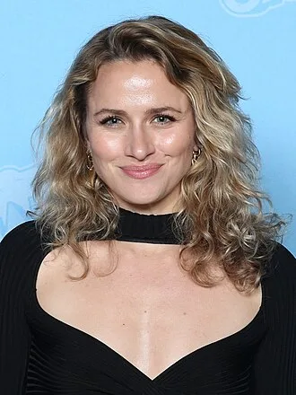Shantel VanSanten