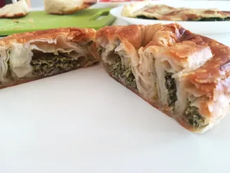 Sarıyer böreği